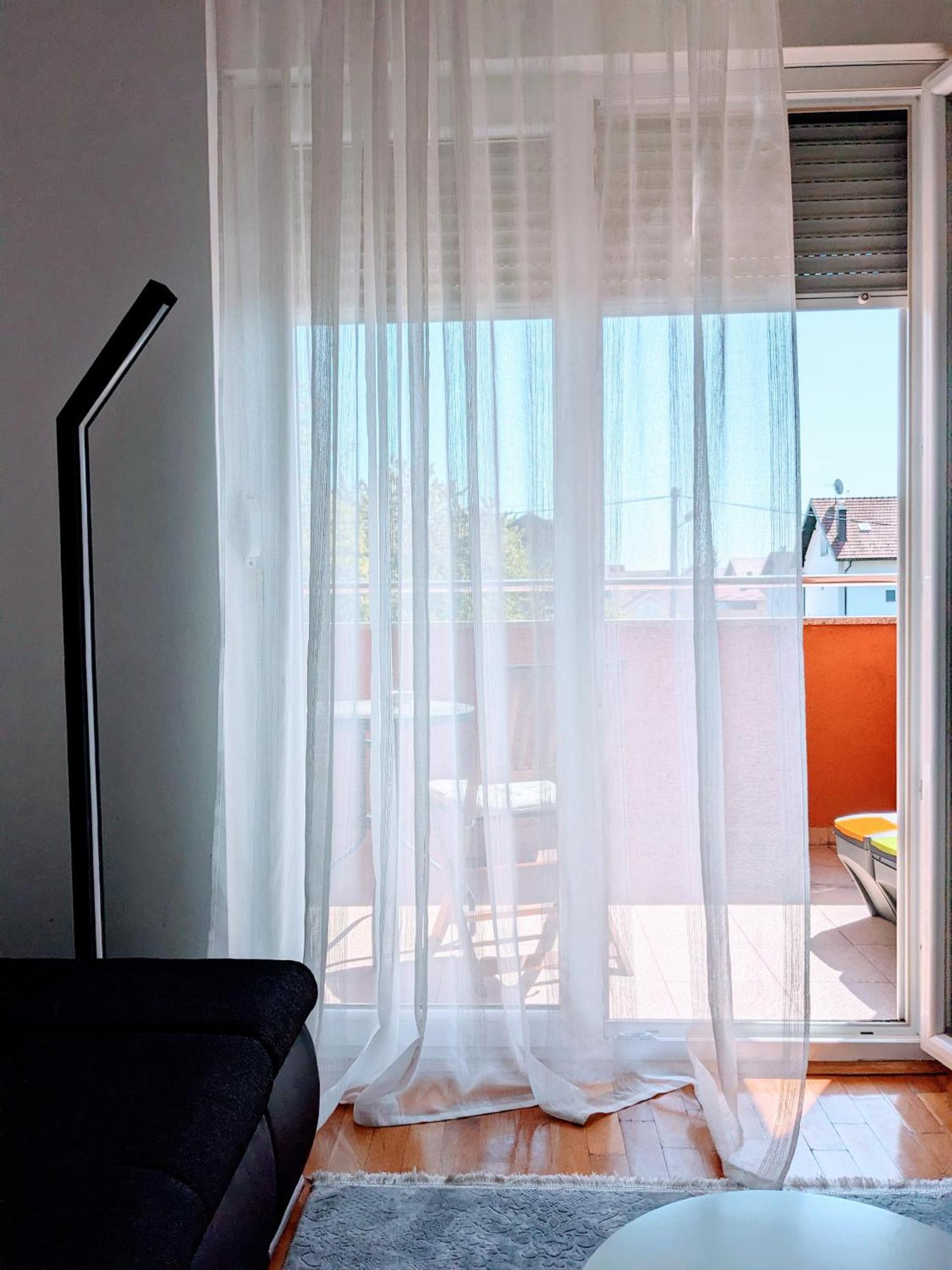 Doma-Lu Apartment-Near Airport And Highway- Free Parking Velika Mlaka Dış mekan fotoğraf